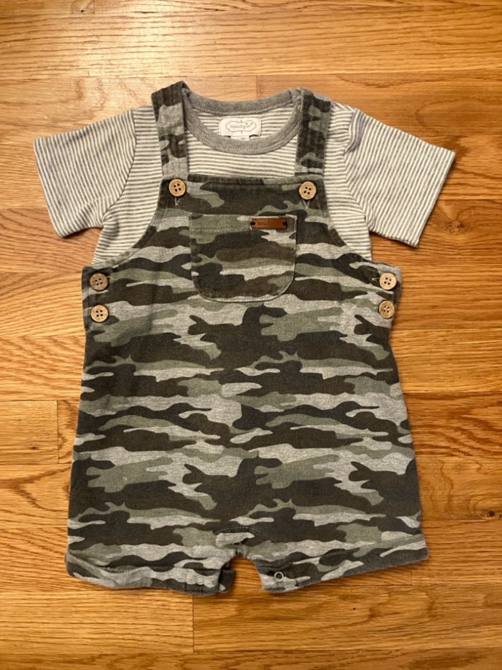 MudPie 12-18 month toddler/baby Camouflage Shortall stripe shirt